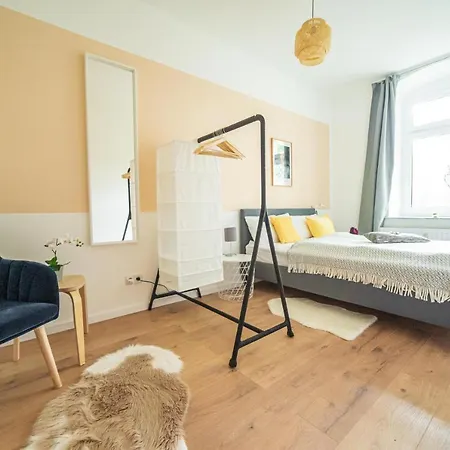 Fullhouse - - Leonardo - 3 Bedrooms & Balcony Appartement