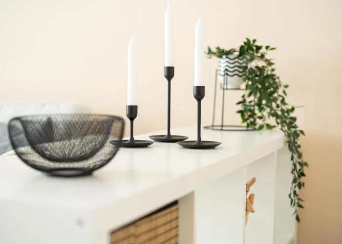 Apartment Fullhouse - - Leonardo - 3 Bedrooms & Balcony